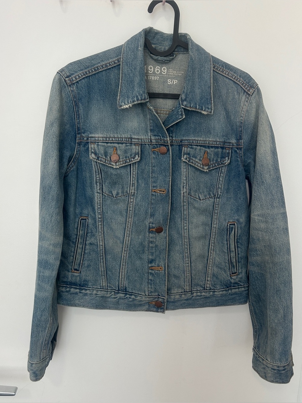 GAP 1969 Vintage Distressed Denim Trucker Jacket